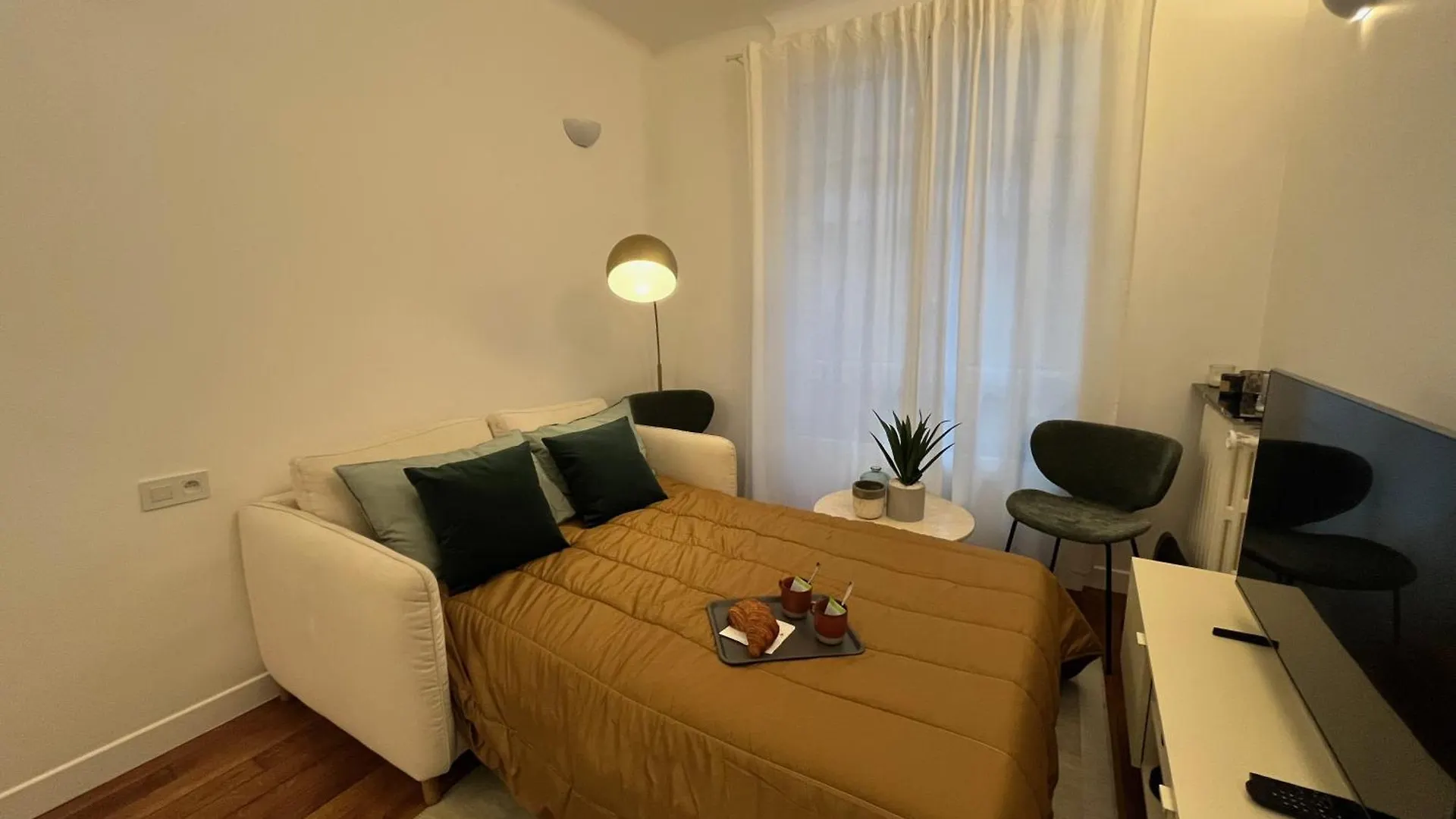 Apartment De Standing - Place Des Vosges - Cozy 2 Pieces -