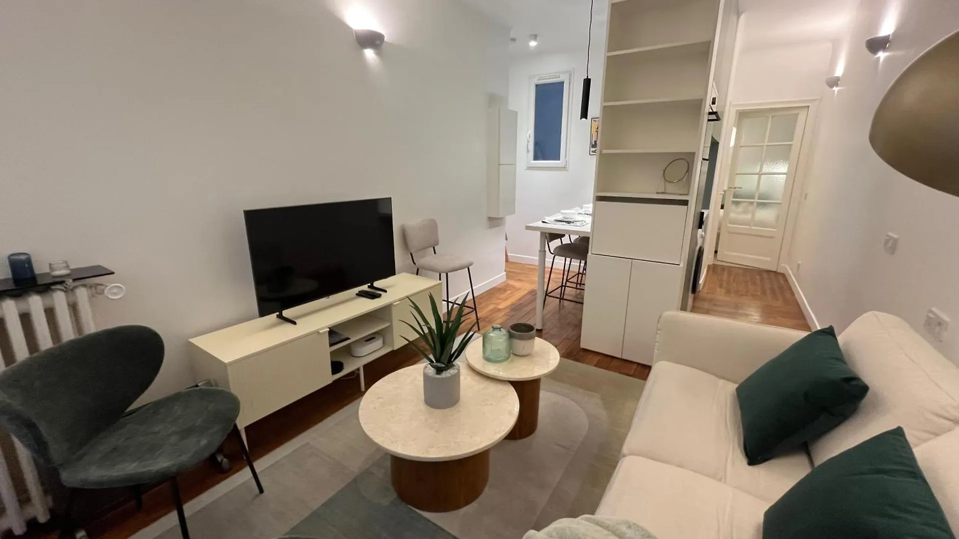 Apartment De Standing - Place Des Vosges - Cozy 2 Pieces -
